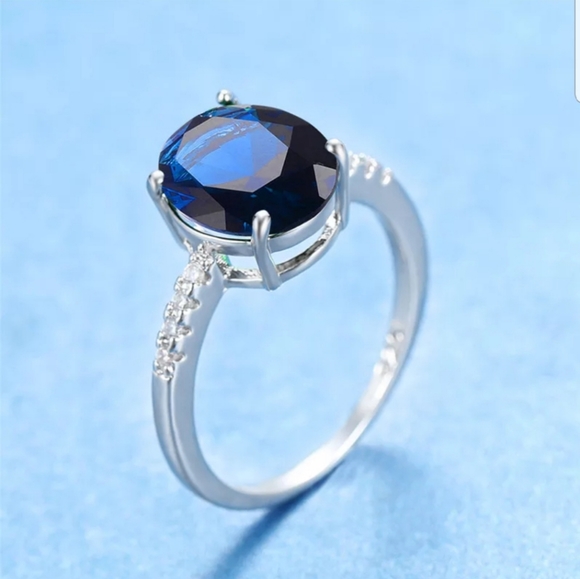 Elegant blue vintage love oval Zircon ring… - Picture 3 of 6
